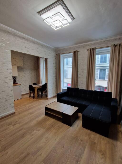 Appartement Au Coeur De La Ville シャロン・シュル・ソーヌ エクステリア 写真